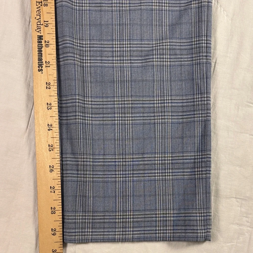 Tommy Hilfiger Men's 33x30 Blue Plaid TH Flex‎ Modern Fit Stretch Dress Pants